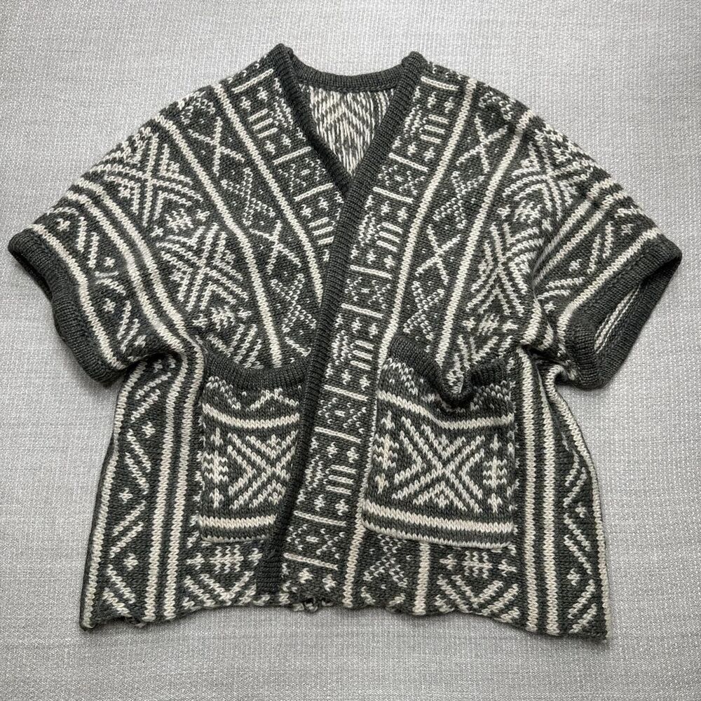 Vintage Southwest Fall Poncho Pockets Drop Shoulder Boho Cardigan Soft Wool 338
